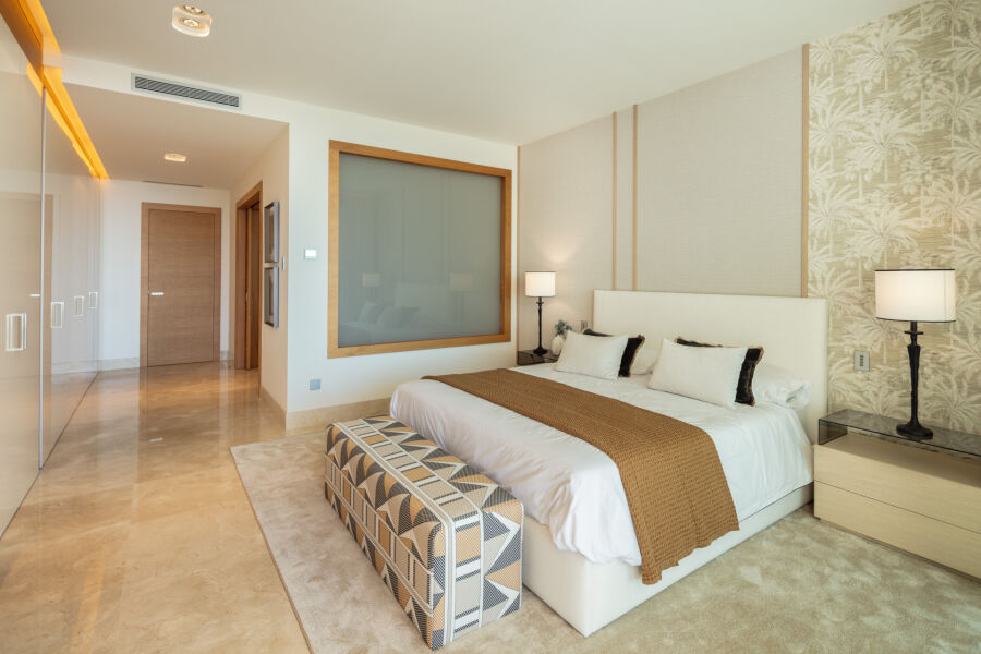 Reserva 10 - Elegante ático exclusivo en primera línea de un campo de golf