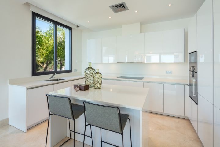 Reserva 10 - Stylish Exclusive Penthouse on the Frontline of a Golf Course
