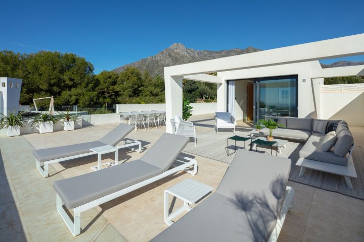 Reserva 10 - Stylish Exclusive Penthouse on the Frontline of a Golf Course
