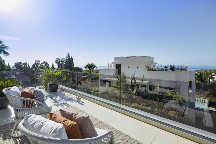 Villa Aqua - Impressive Exclusive Villa offering Golf Views in Nagüeles