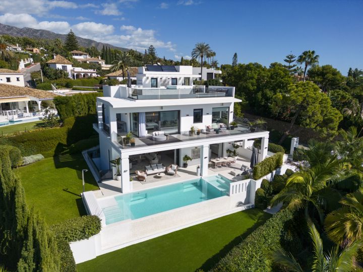 Villa Aqua - Impressive Exclusive Villa offering Golf Views in Nagüeles