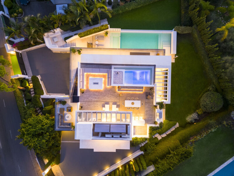 Villa Aqua - Impressive Exclusive Villa offering Golf Views in Nagüeles