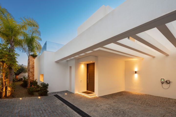 Las Torres 6 - Bespoke Stylish Home with Panoramic Views