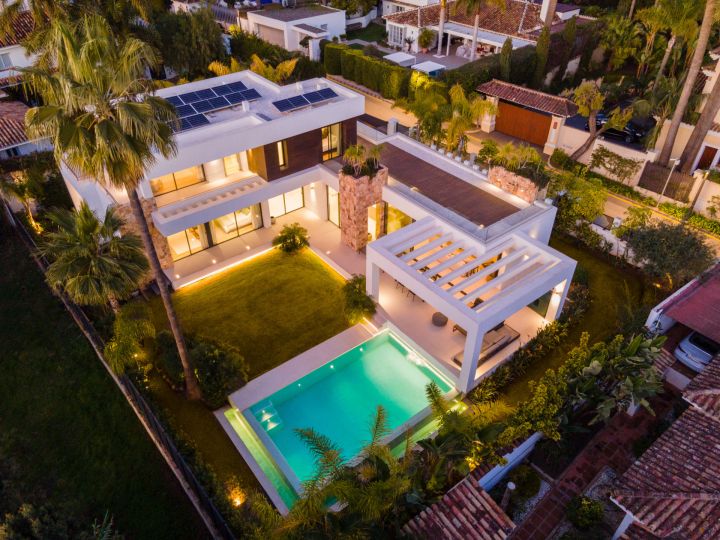 Las Torres 6 - Bespoke Stylish Home with Panoramic Views