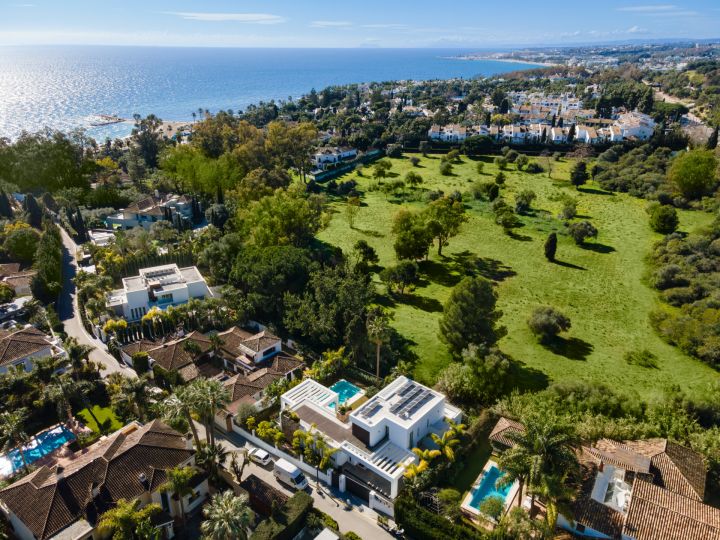 Las Torres 6 - Bespoke Stylish Home with Panoramic Views