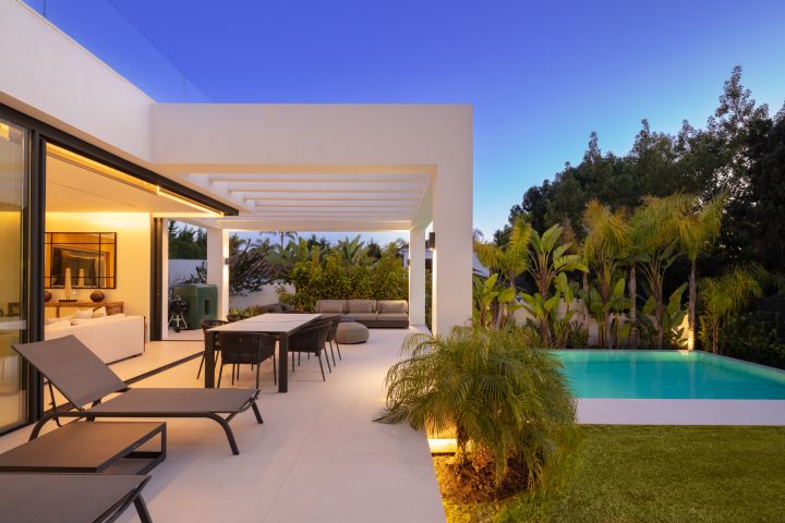 Las Torres 6 - Bespoke Stylish Home with Panoramic Views