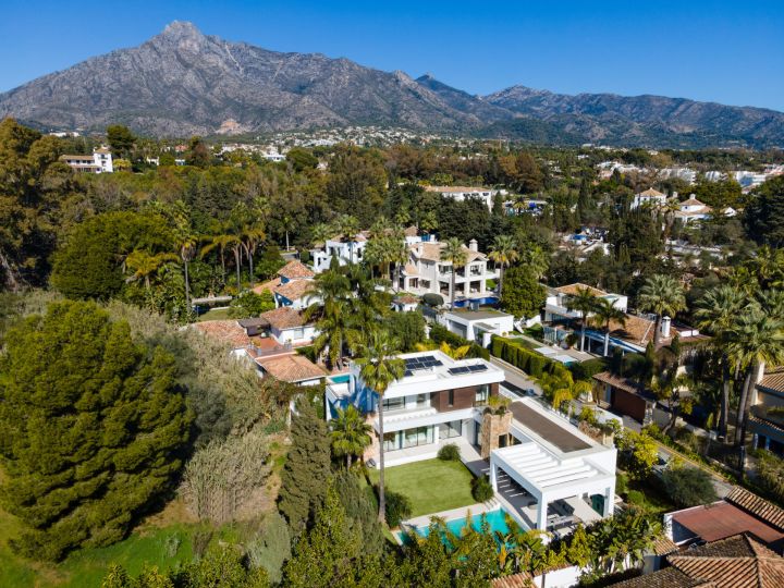 Las Torres 6 - Bespoke Stylish Home with Panoramic Views