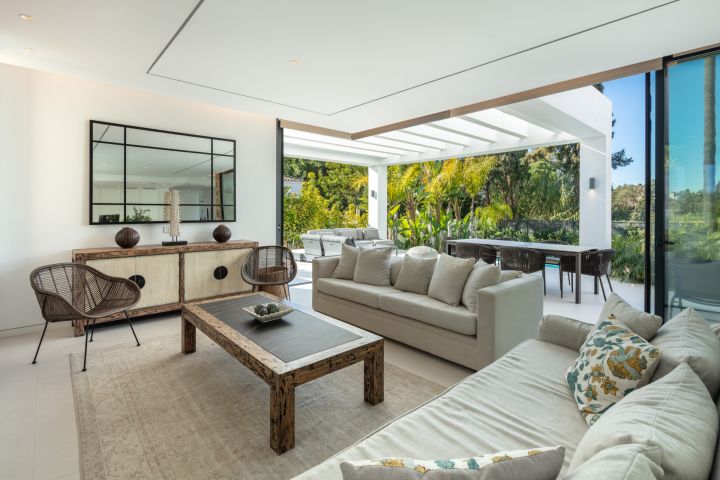 Las Torres 6 - Bespoke Stylish Home with Panoramic Views