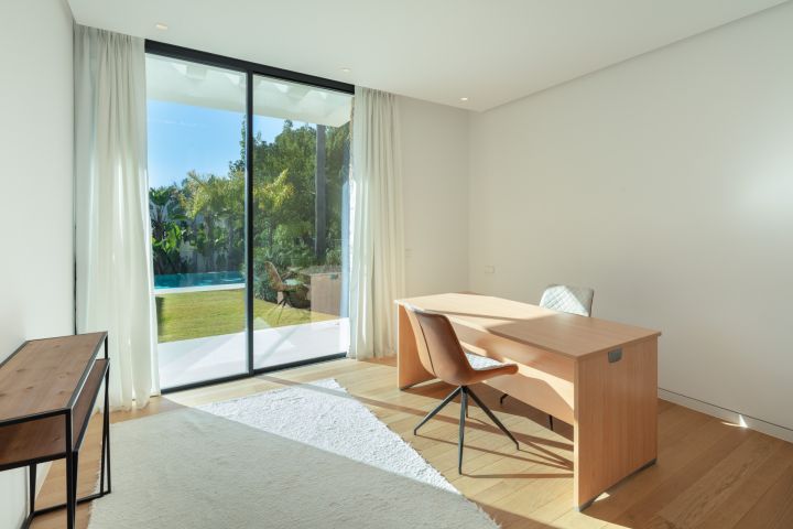 Las Torres 6 - Bespoke Stylish Home with Panoramic Views