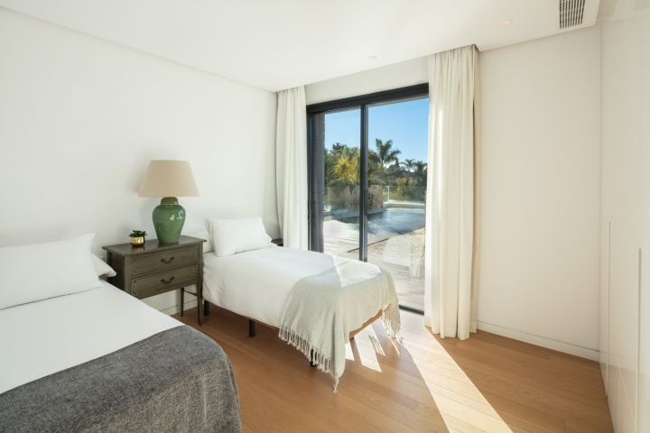 Las Torres 6 - Bespoke Stylish Home with Panoramic Views