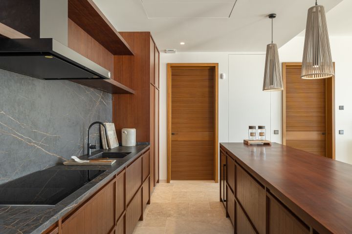 Villa H - Stylish Property with Top-Tier Finishes in Finca Cortesín