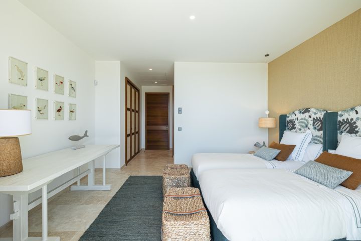 Villa H - Stylish Property with Top-Tier Finishes in Finca Cortesín