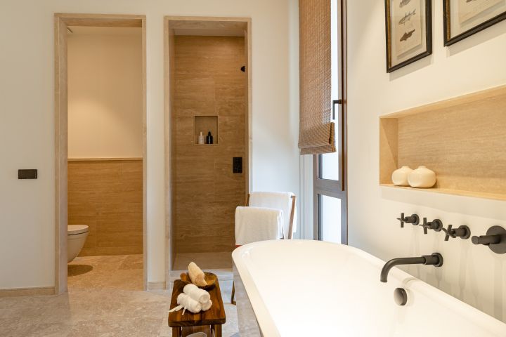 Villa H - Stylish Property with Top-Tier Finishes in Finca Cortesín