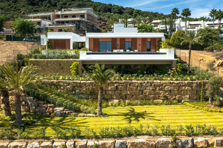 Villa H - Stylish Property with Top-Tier Finishes in Finca Cortesín