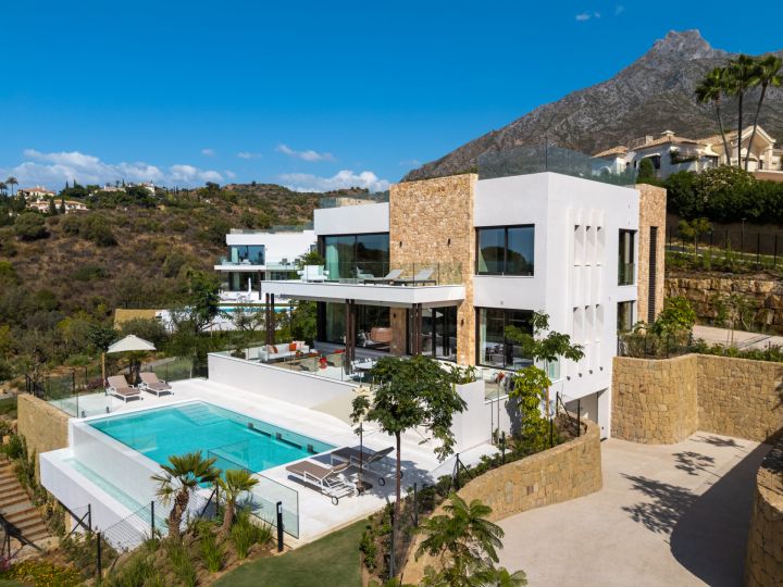 Villa Haven - Exclusive Luxury Home featuring Modern Design