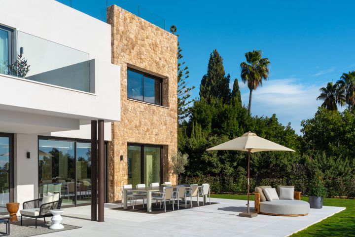 Villa Harmony - Exclusive Villa with Andalusian Charm in Marbella Hill Club
