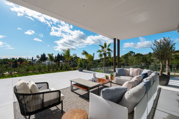 Villa Harmony - Exclusive Villa with Andalusian Charm in Marbella Hill Club