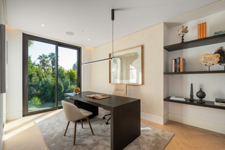 Villa Harmony - Exclusive Villa with Andalusian Charm in Marbella Hill Club