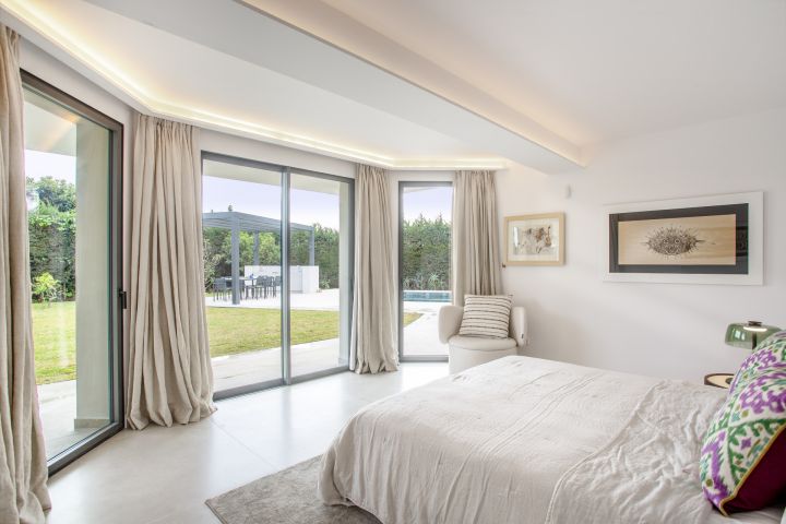 Nagüeles 19 - Exclusive Stylish Home offering Sea Views in Nagüeles