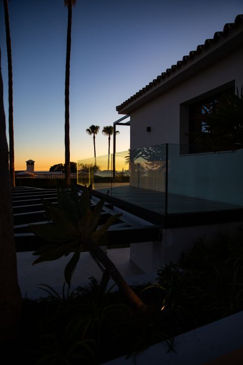 Nagüeles 19 - Exclusive Stylish Home offering Sea Views in Nagüeles