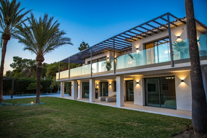Nagüeles 19 - Exclusive Stylish Home offering Sea Views in Nagüeles