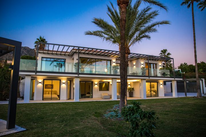 Nagüeles 19 - Exclusive Stylish Home offering Sea Views in Nagüeles