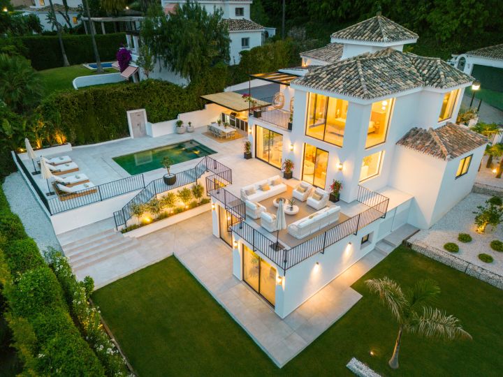 Hill Club 38 - Maison moderne sur mesure avec vue imprenable sur la mer