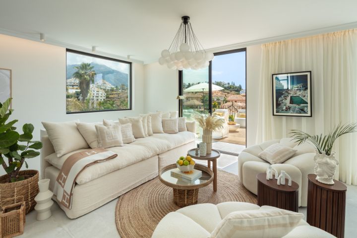 Hill Club 38 - Maison moderne sur mesure avec vue imprenable sur la mer