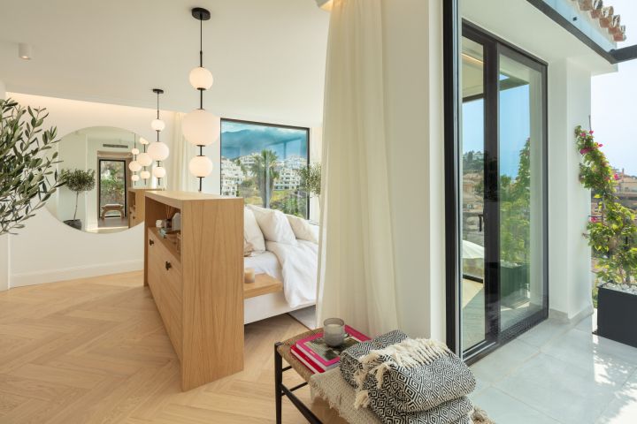 Hill Club 38 - Maison moderne sur mesure avec vue imprenable sur la mer