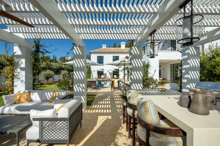 Fontana 5 - Casa moderna contemporánea en primera línea de un campo de golf