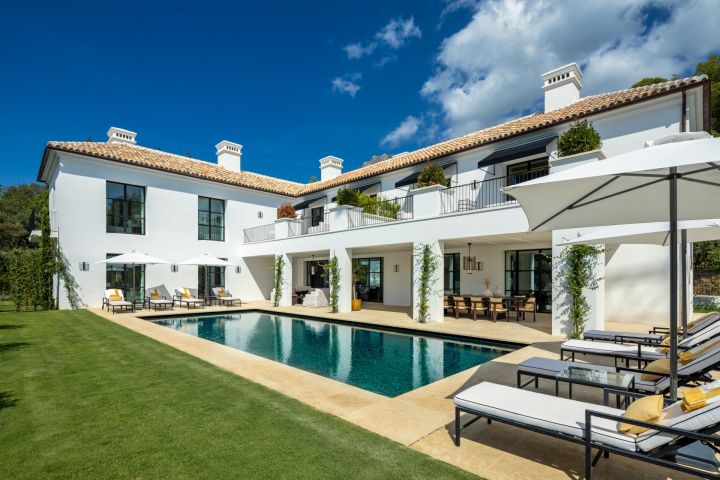 Fontana 5 - Casa moderna contemporánea en primera línea de un campo de golf