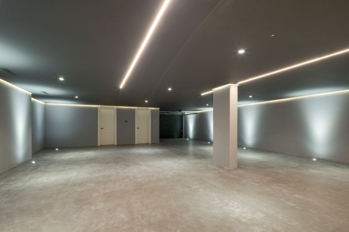Fontana 5 - Casa moderna contemporánea en primera línea de un campo de golf