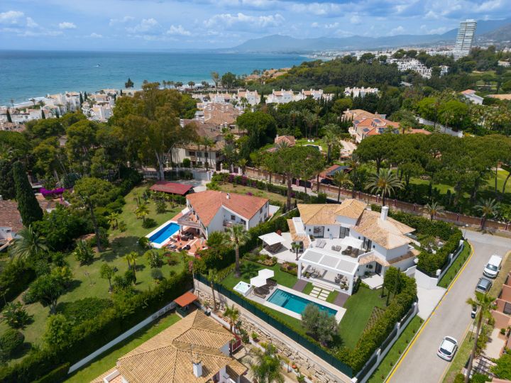 Villa Matilda - Elegant Exclusive Villa with Panoramic Views in Marbella Este