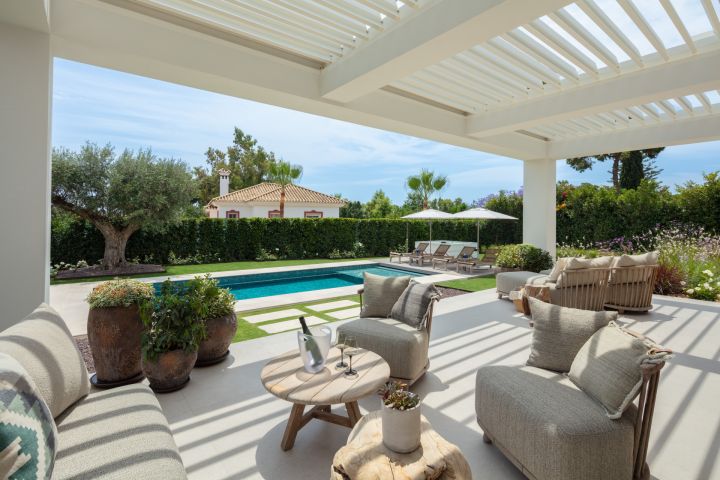 Villa Matilda - Elegant Exclusive Villa with Panoramic Views in Marbella Este