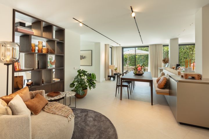 Villa Matilda - Elegant Exclusive Villa with Panoramic Views in Marbella Este
