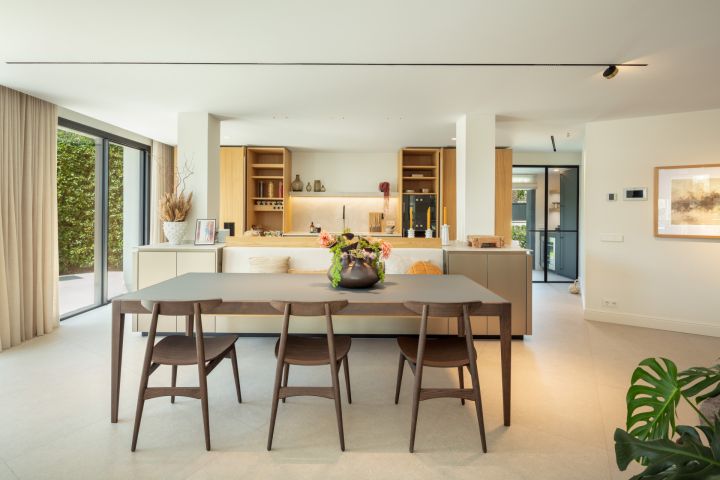 Villa Matilda - Elegant Exclusive Villa with Panoramic Views in Marbella Este