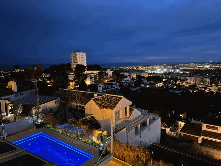 Semi Detached Villa in Nueva Andalucia - Upscale Home on the Frontline of a Golf Course