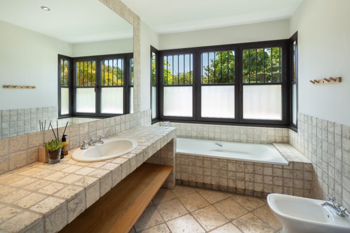 Paraiso 8 - Property featuring Modern Design in El Paraíso, Estepona