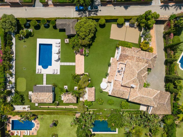 Paraiso 8 - Property featuring Modern Design in El Paraíso, Estepona
