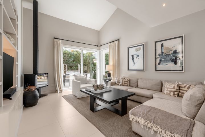 Villa Country Club - Exclusive Elegant Villa with Panoramic Views