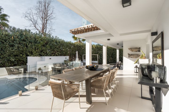 Villa Country Club - Exclusive Elegant Villa with Panoramic Views