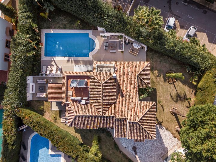 Villa Country Club - Exclusive Elegant Villa with Panoramic Views
