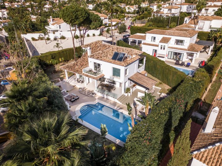 Villa Country Club - Exclusive Elegant Villa with Panoramic Views