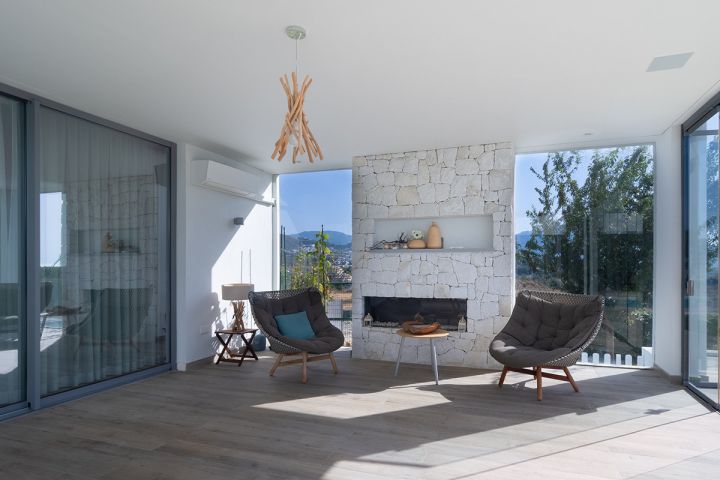 Villa in Marbella Hills - Modern Upscale Property with Top-Tier Finishes