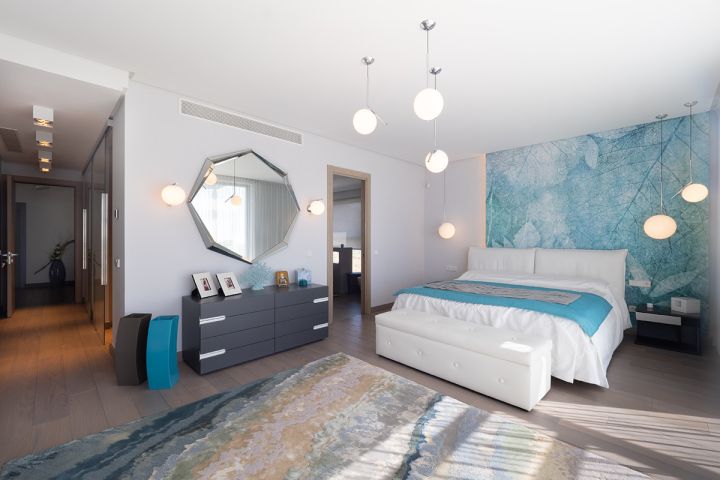 Villa in Marbella Hills - Modern Upscale Property with Top-Tier Finishes