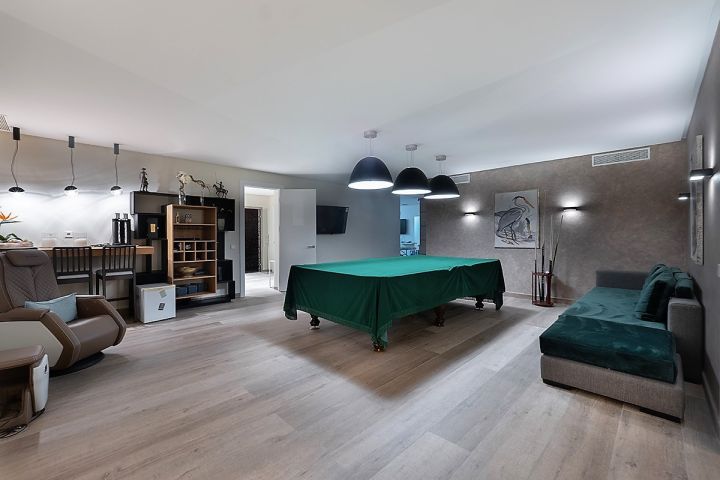 Villa in Marbella Hills - Modern Upscale Property with Top-Tier Finishes