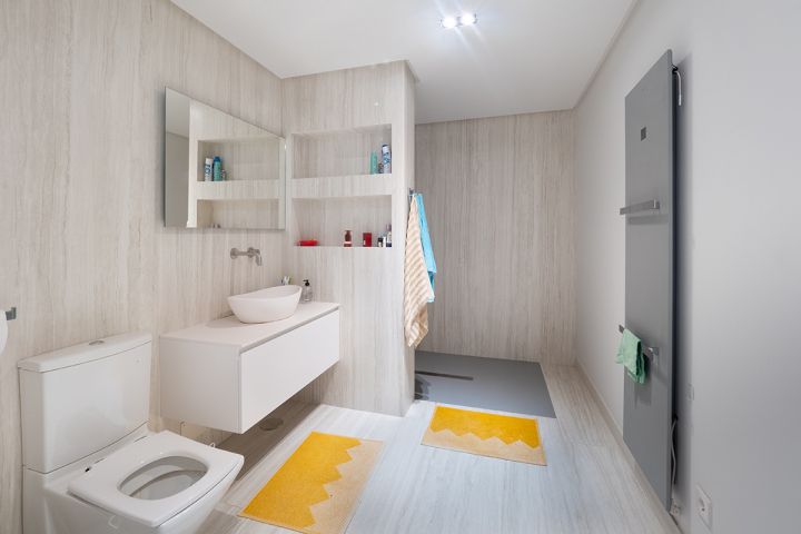 Villa in Marbella Hills - Modern Upscale Property with Top-Tier Finishes
