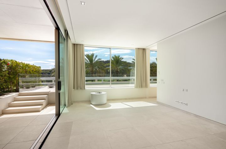 Golfside Villa 3 - Elegant Modern Home with Sea Views