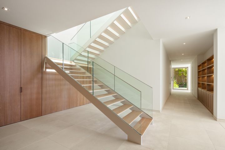 Golfside Villa 3 - Elegant Modern Home with Sea Views