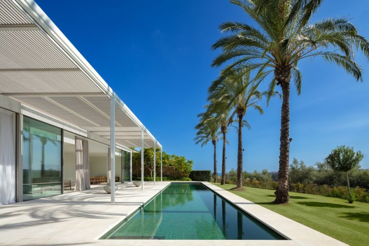 Golfside Villa 3 - Elegant Modern Home with Sea Views